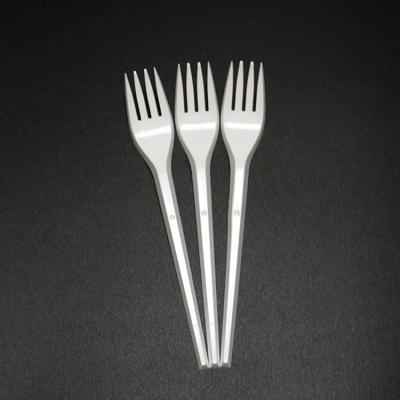 China Disposable High Quality Cheap Cake Dinner Disposable Plastic Fork for sale