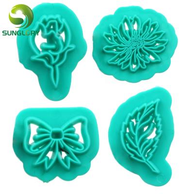 China DIY 4PCS/SET Flowers Bowknot Leaves Cookie Cutter Fondant Sugarcraft Mold Cake Decorating Viable Plastic Cookie Mold Baking Tools for sale