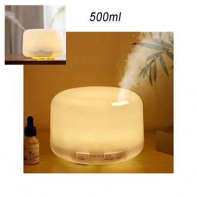 China Comfortable Sensation Air Humidifier Mini Portable Essential Oil Aromatherapy Diffuser with Remote Control for sale