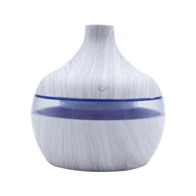 China 2021 China car made wood grain ultrasonic air fragrance diffuser humidifier wholesale for sale