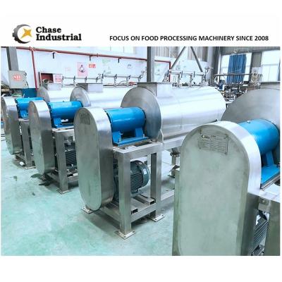 China Chinese snack factory manufacturers directly supply peel and kernel removal crusher for oil citrus and oil candy, fruit kernel removal machine for sale