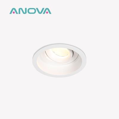 Cina Tailored Anti-Glare GU10 Recessed Spotlight Frame For Modern Commercial Applications in vendita