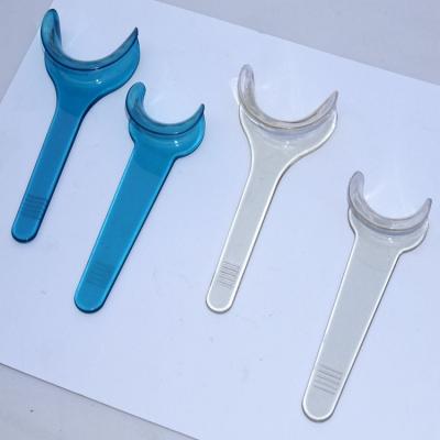 China Edges are smooth and comfortable for patient HOT/New Product Autoclavable Medical Dental Cheek Retractor /Full Cheek Retractor For Teeth Whitening for sale