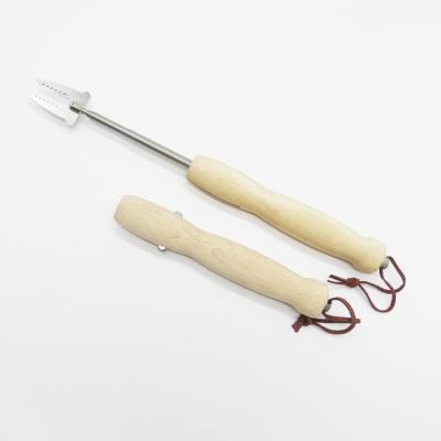 China Easily Cleaned Extendable Stainless Steel BBQ Skewers with Wooden Fork and Handle for sale