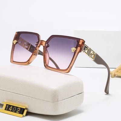 China Fashion Sunglasses Wholesale Luxury Women Famous Brand Sun Glass Shades Trendy Sunglasses Square Men Metal Legs Oversized Glasses for sale