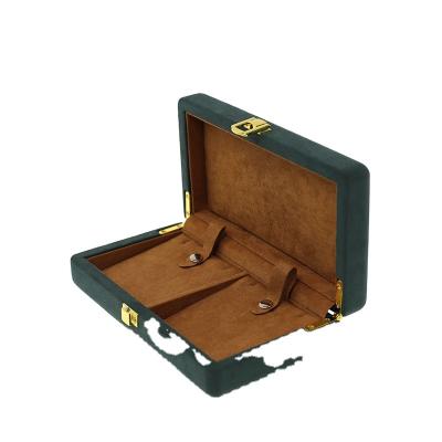 China Fashionable Wood Coated Green Velvet Gift Box Personalized Jewelry Boxes For Necklace Storage for sale