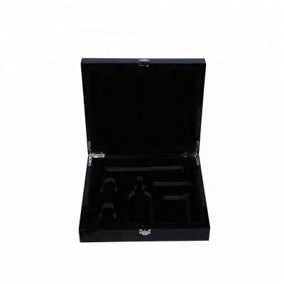 China Handmade Custom Make Black Painting Wooden Perfume Gift Boxes With Logo for sale