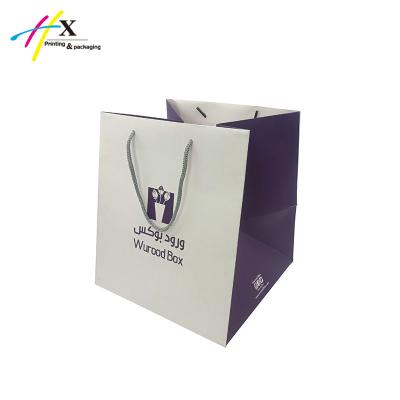 China Recycled Materials Large Capacity Artwork Custom Printing Paper Gift Shopping Bag for sale