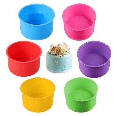 China Good Quality Silicone 4 Inch Roll Pan Reusable Bread Jelly Baking DIY Cake Molds for sale