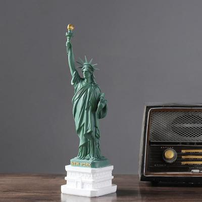 China Modern Statue Liberty Model Crafts United States Tourism Souvenir Goddess Free European Resin Ornaments Furnishings of Retro for sale