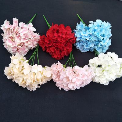 China Wedding Artificial Flowers 5 Heads Hydrangea Bouquet For Wedding Decoration for sale