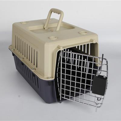 China Breathable Pet Travel and Outdoor Pet Carrier Bag Cat Dog Plastic House Pet Cages Carriers for sale