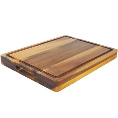 China Large reversible chopping board viable for the kitchen with Juice Groove Organic Acacia Wood Deep Chopping Board for sale