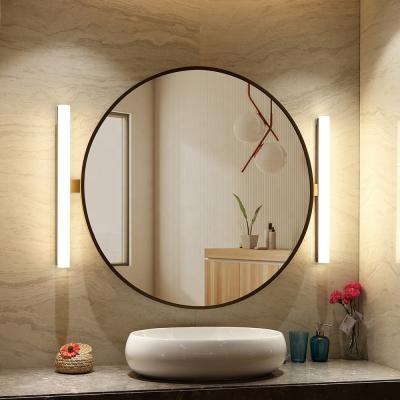 Chine Miroir en argent environnemental de 5 mm en forme ronde salle de bain murale montée miroir éclairé à LED à vendre