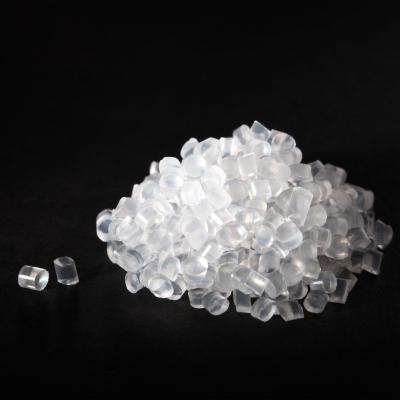 China Pellets de caucho termoplástico suave transparente y transparente 0A ~ 90A en venta