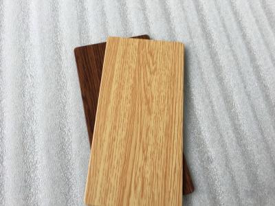 China Instalación fácil del grano ACP de la hoja compuesta de aluminio roja/de madera del panel ACP en venta