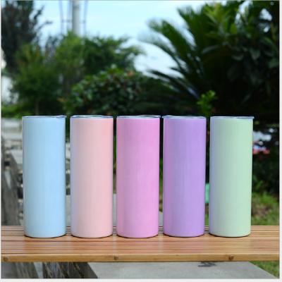 China Viable Hot Sale UV Color Changing 20oz Straight Double-Insulated Blanks Mug UV Color Change Sublimation Tumbler With Lid And Straw for sale