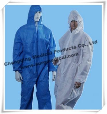 China Anti - Static Disposable Surgical Gowns Industry Chemical Resistant Coveralls for sale