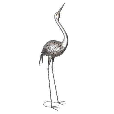 China Silver Heron Crane Statue Outdoor Garden Yard Art Lawn Patio Garden Decoration Metal Crane Eco-friendly for sale