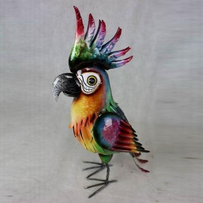 China Eco-friendly Outdoor Plant Garden Decor Metal Cockatoo Ornament Plant Supply Iron Parrot Bird for sale