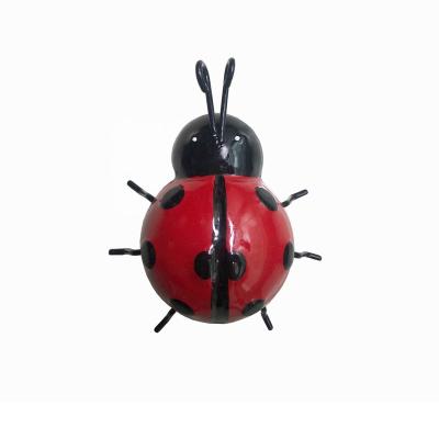 China Eco-friendly Garden Wall Decoration Ladybug Wall Sculpture Metal Ladybug Ornament for sale