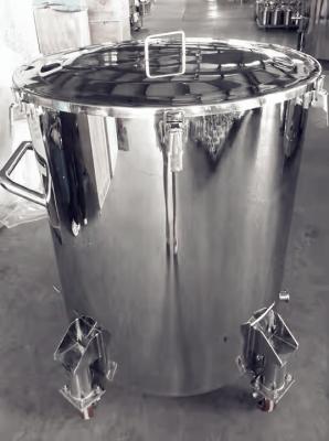 China Sanitary Vessel Cosmetic 316 Stainless Steel Chemical Storage Tank for sale