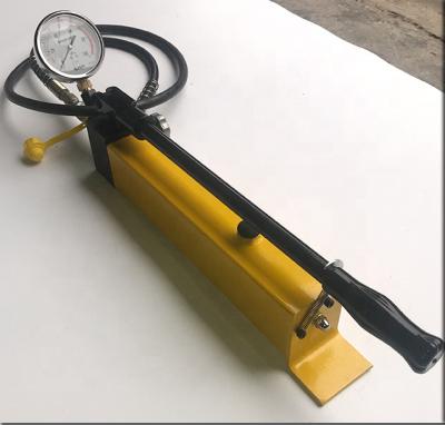 China Regulating Hydraulic Hand Pump With Gauge Manual Hydraulic Pump Hydraulic Oil Pump for sale