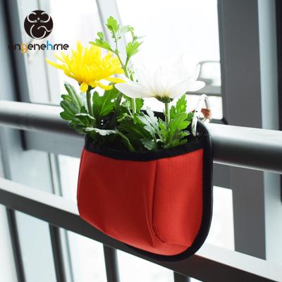 China Modern Wholesale Cheap Decorative Hanging Plastic Bag Flower Pots for sale