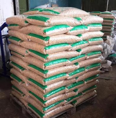 China Heating system EN Europe A1 PLUS 4000 tons of wood pellets for sale