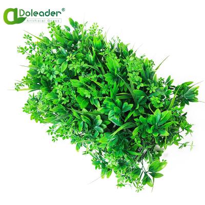 China High Quality Artificial Plants Green Grass Wall Boxwood Easily Assembled Vertical Mats for sale