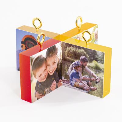 China 2020 Hot Wholesale Acrylic Keepsake Christmas Picture Photo Frames For Home Decoration And Weeding Keepsake for sale