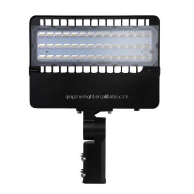 Cina Indoor/Outdoor Waterproof 130-150lm/W IP65 150W LED Parking Lot Light in vendita