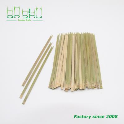 China Factory Direct Biodegradable Easily Cleaned Food Grade 100% Natural Flat Green Bamboo Spits 20cm for sale