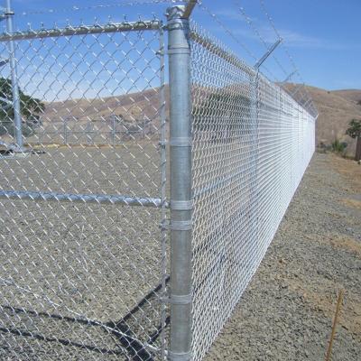 China Chain Link Fence Wire Mesh Chain Link Fence Garden Fence zu verkaufen