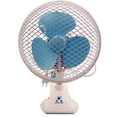 China Hot Home Appliances Rotating Iron Clip Portable Base Fan Rechargeable Portable Base Personal Appliances Clip Fan for sale