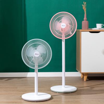 China Hot Selling Quiet Floor Height Mini Fan Home Adjustable Solar Electric Stand Pedestal Solar Fan With Remote Control for sale