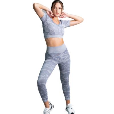 China Gym Fitness Activewear Workout Yoga Set Breathable Printed Seamless Sportswear Set Kit for sale