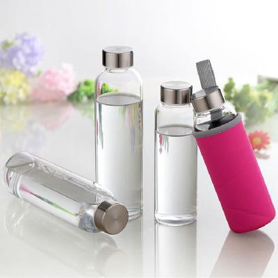 China Custom Logo 500ml Borosilicate Glass Eco Friendly Sustainable Portable Water Bottle For Drinking Water for sale