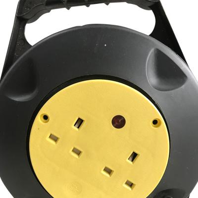 China Residential / General Purpose UK 2 Way 1-5m Extension Power Cord Cable Reel for sale