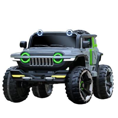 中国 Ride On Toy Children's 4 Wheel Double Four Wheel Drive Electric Cars Electric Remote Plastic Toy Cars For Children 販売のため