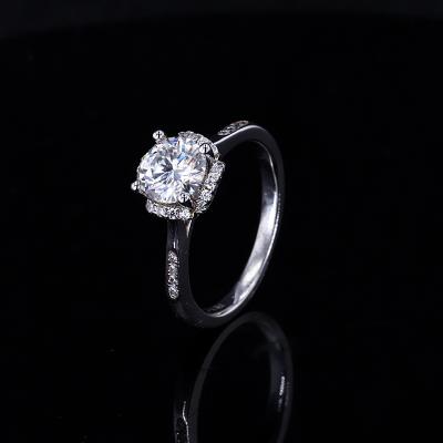 China 6.5mm TRENDY Moissanites DEF VS Grade 925 Sterling Silver Ring Engagement Wedding Diamond Ring for lady for sale