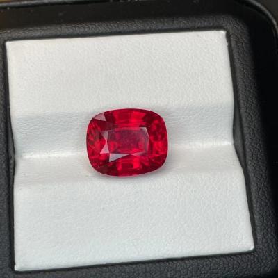 China Rote Farbe Sapphire Gem For Necklace Lab Createds Fashioable zu verkaufen