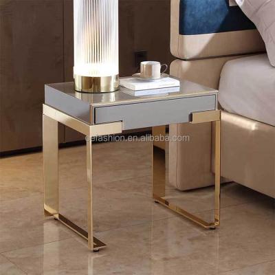 China OE-FASHION Modern Eco-friendly Metal Base Furniture Rack Bedside Furniture Bedroom Side Table For Bedroom for sale