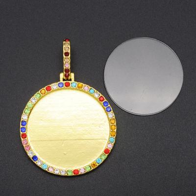 China CLASSIC Hiphop Fashion Round Alloy Rhinestone Picture Frame Color Diamond Pendant Pendant for sale