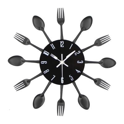 China Creative BREF metal kitchen restaurant wall clock living room Nordic household wall clock minimalist art quartz clock hanging for sale