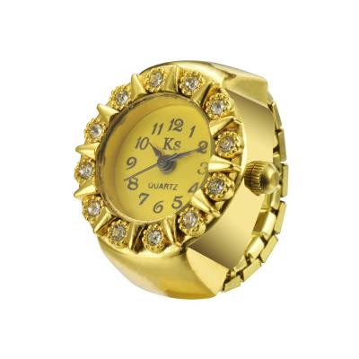 China Vintage Fashion Men and Women Personality Lovers Ring Watch Gold Diamond Watch Ring for sale