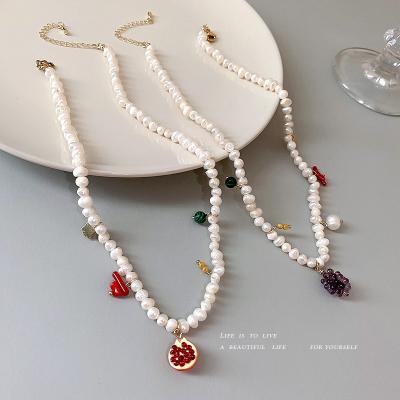 China Lovely Clavicle Chain Fruit Sweet Elegant Necklace Candy Freshwater Pearl Necklace for sale