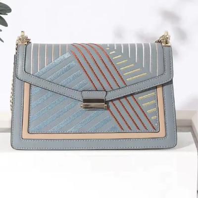 China Luxury Famous Lady Irregular Embroidered Winter Handbag Women Replica Handbag Brands Place Gift Handbags Bags With Chain Handle for sale