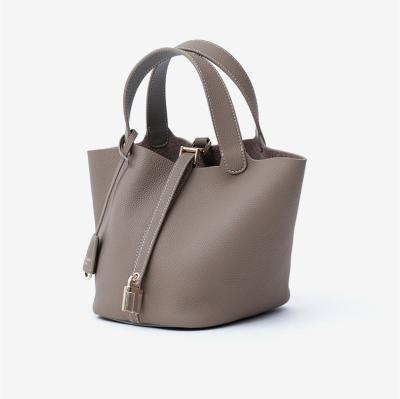 China High Quality Soft And Simple Handbag Top Layer Cowhide Baskets Bucket Bag Bolsas Private Label Designer Dama for sale