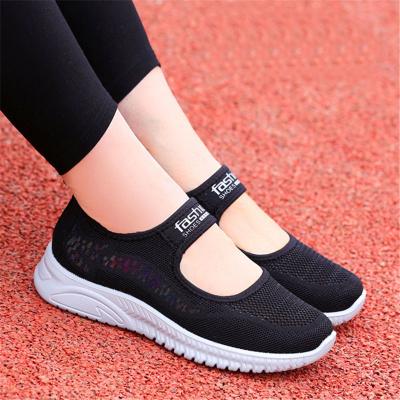 China R008 Anti-slippery Walking Mesh Lightweight Non-Slip Women's Breathable Sneakers Shoes for sale